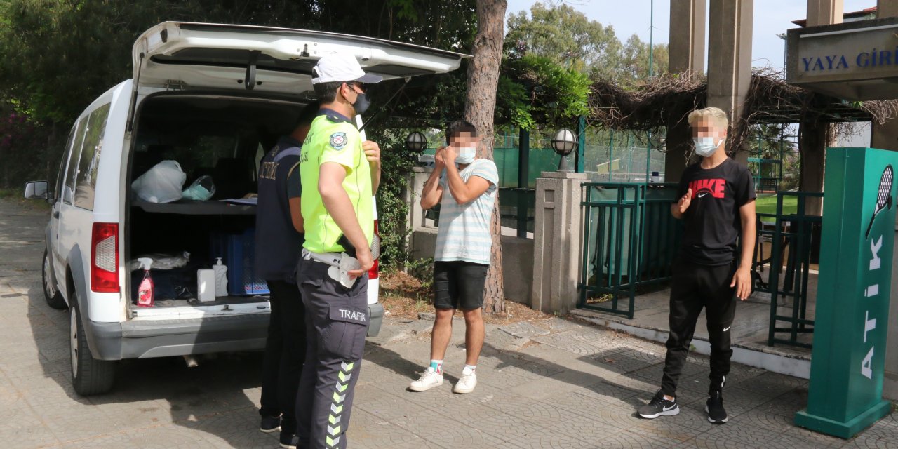 'Sigara alma' bahanesi tutmadı: 187 kilometre uzaklıkta ceza yediler