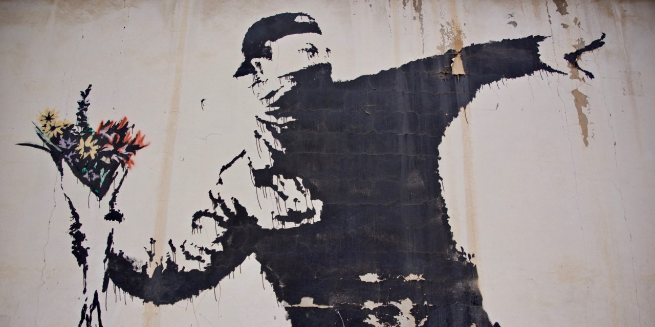 Gizemli sanatçı Banksy'den kripto para kararı