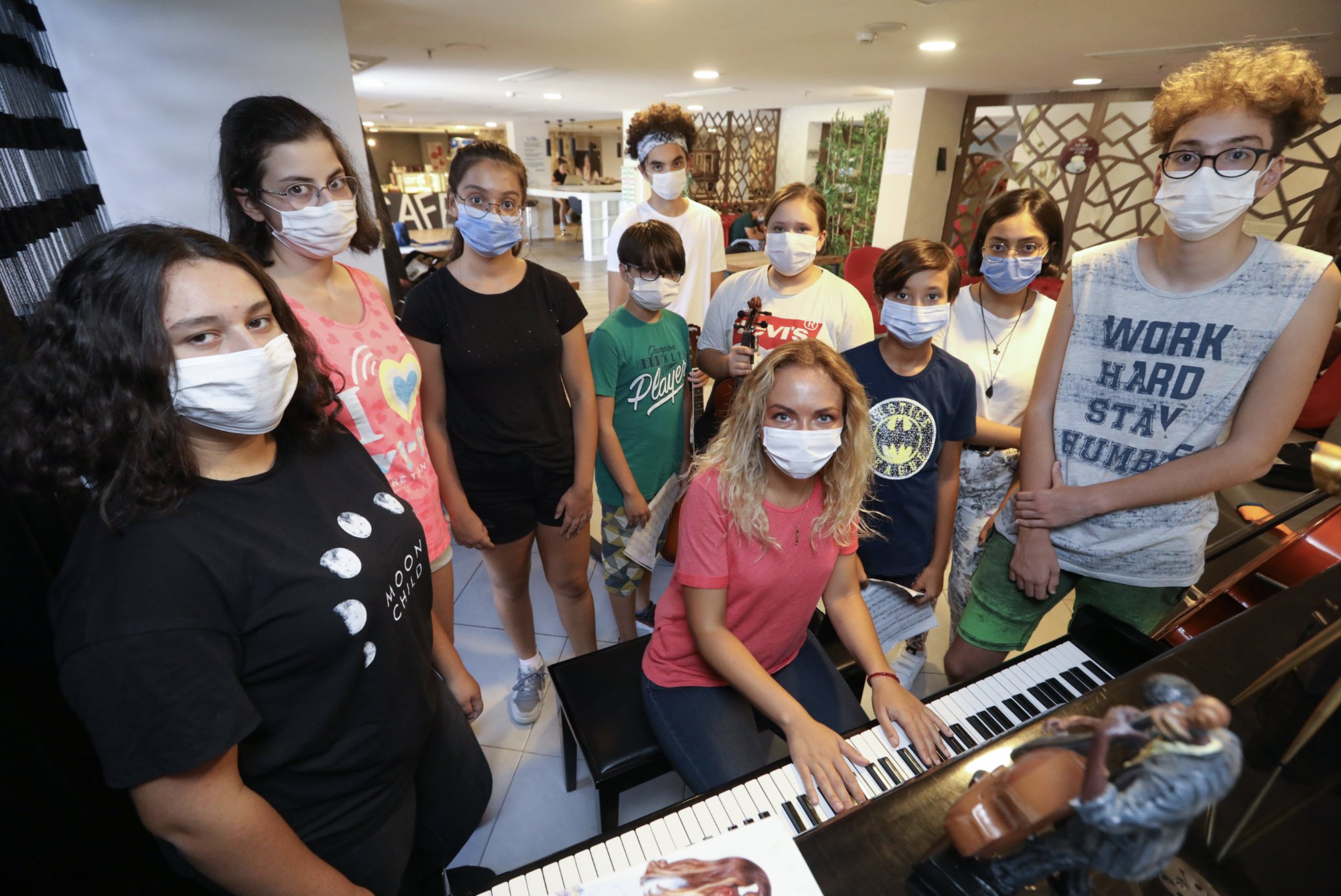 Kızılçullu gençleri Endonezya’dan ödül topladı