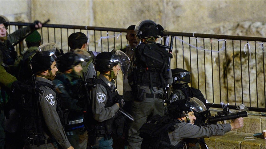 İsrail polisinden Filistinlilere ses bombalı müdahale