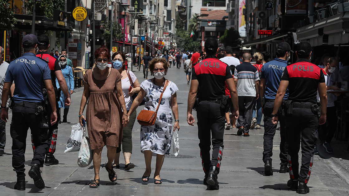 İzmir’de 10 günde rekor koronavirüs cezası