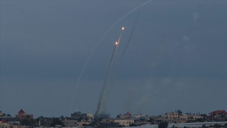 Gazze'den Batı Kudüs'e 6 roket atıldı