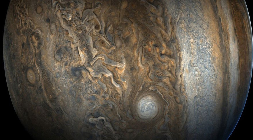 NASA Jüpiter'den çekilen fotoğrafları yayımladı