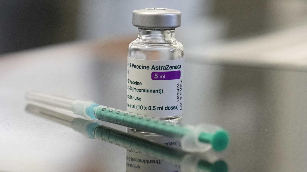Bir ülke daha AstraZeneca aşısının kullanımını durdurdu