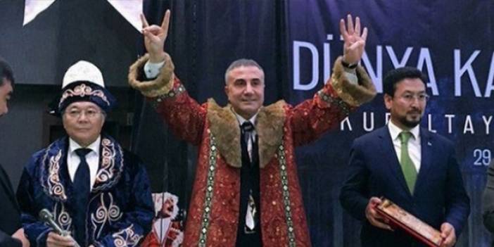 Peker'e 'Türklük Hakanı' unvanı veren isim Saray'danmış