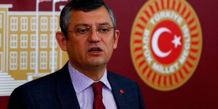 CHP'li Özel: Peker'den ayda 10 bin dolar alan siyasetçiyi Soylu derhal açıklamalıdır