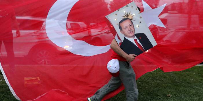 Bloomberg'ten çarpıcı yorum: 'Erdoğan'a destek en düşük seviyede'