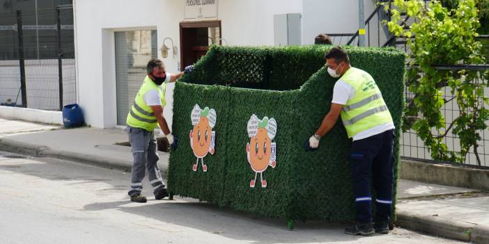 Bodrum Belediyesi temizlik işçileri yoğun mesai harcıyor