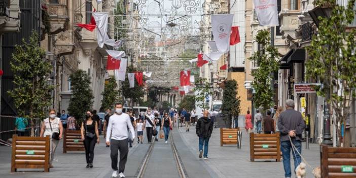 Aşı bekleniyor: Türkiye bu yaz salgını tamamen bitirebilir