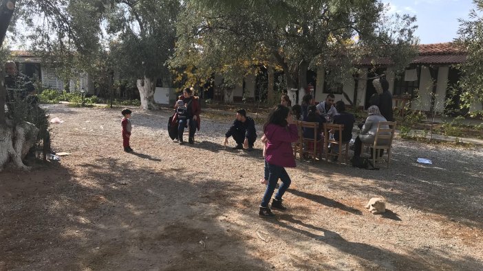 Midilli Adası'na geçiş hazırlığındaki 29 kaçak, yakalandı