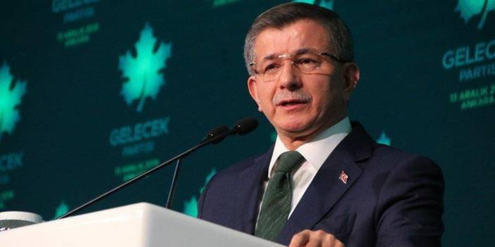 Davutoğlu'ndan 'Suriye'ye giden silahlar' açıklaması: Benim dönemimde asla bir silah transferi olmamıştır