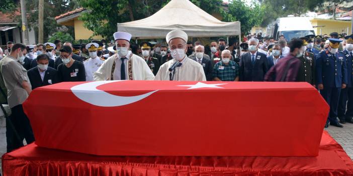 Şehit Astsubayın eşi: 'Kızın Elif sana doyamadı'