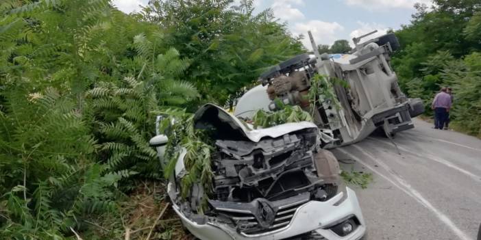 Balıkesir'de zincirleme kaza: 3 ölü