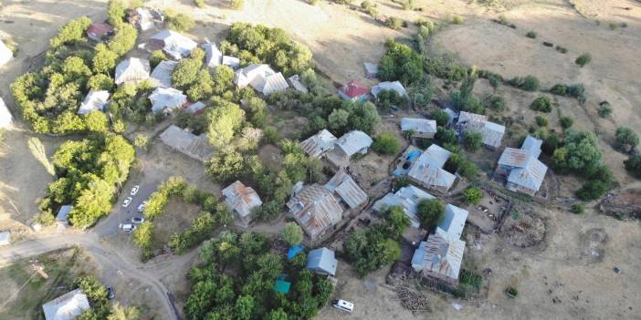 Deprem en çok Elazığ’ı etkiledi: Hasar gün ağarınca ortaya çıktı