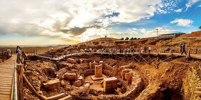 Göbeklitepe yakınında 11 yeni tepe daha keşfedildi