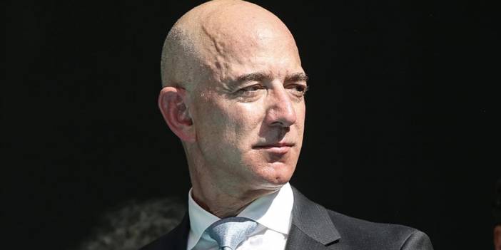 Amazon'un kurucusu Bezos, uzay yolculuğuna 82 yaşındaki kadını davet etti