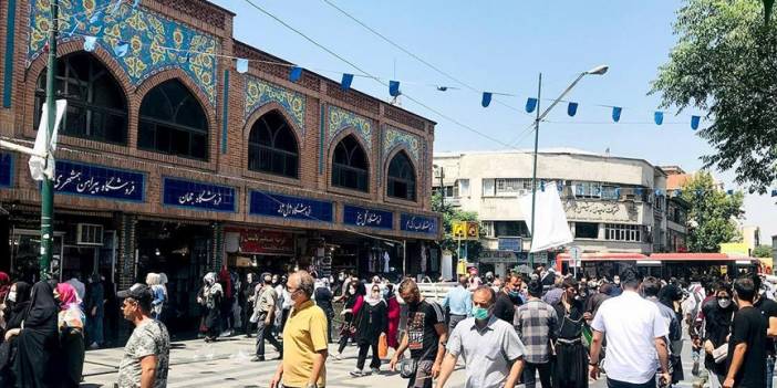 İran, mutasyonlu Covid-19 tehlikesi: 12 ülkeden girişler yasaklandı