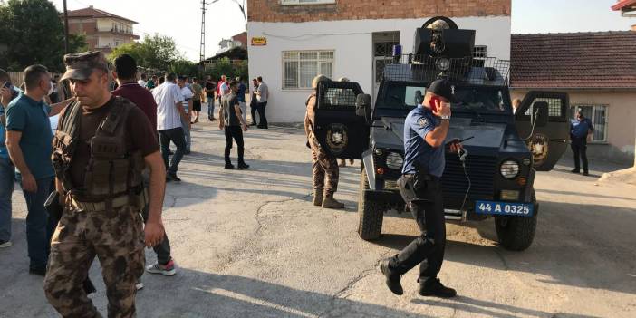 Tabancayla arkadaşını yaraladı sonra intihar etmek istedi