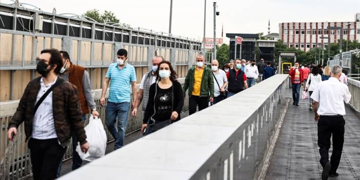 Koronavirüs testlerinde pozitiflik oranı son 10 günde yaklaşık 2 kat arttı