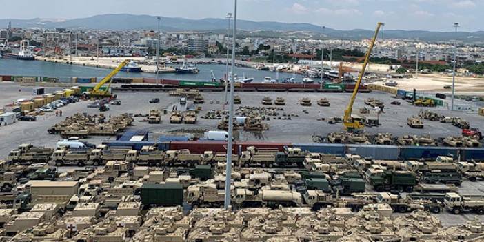 ABD’den Dedeağaç’a yüzlerce tank ve zırhlı araç sevkiyatı