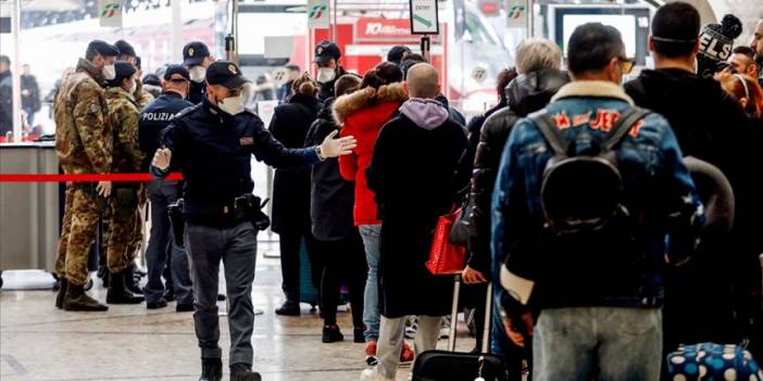 İngiltere’den iki doz aşı olanlar için seyahat kararı