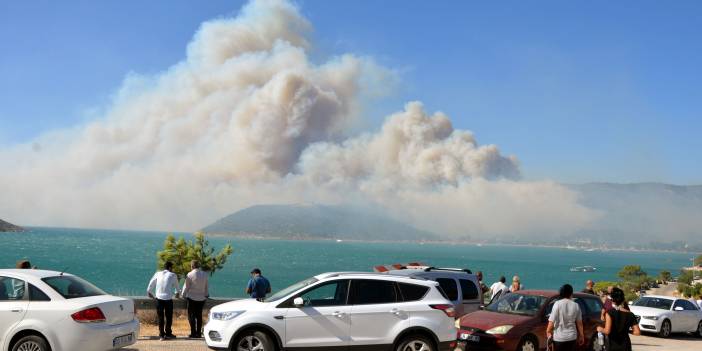 Mersin-Antalya kara yolu kapatıldı