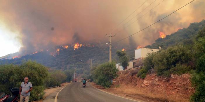 Bodrum'da yangın kontrol altına alınamıyor: Yukarı mazı tahliye ediliyor