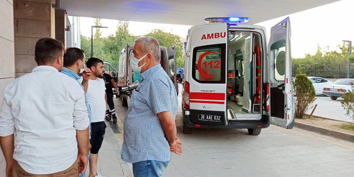 Nişan töreni sırasında balkon çöktü: 13 yaralı