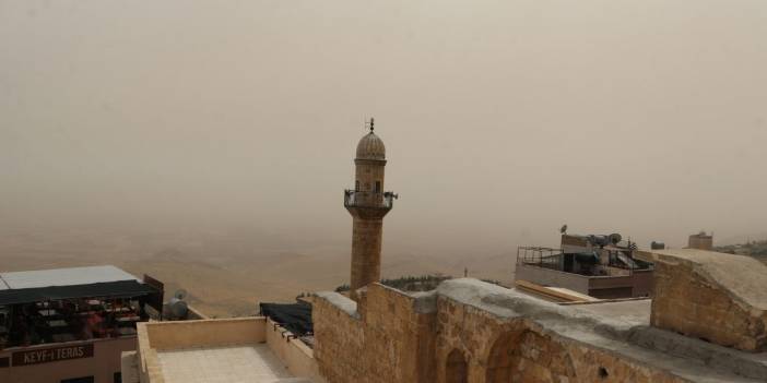 Mardin'de toz fırtınası