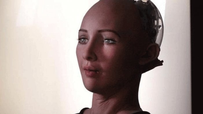 Vatandaş robot Sophia aile kurmak istiyor!