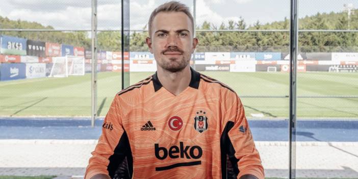 Beşiktaş Mert Günok'u transfer ettiğini açıkladı