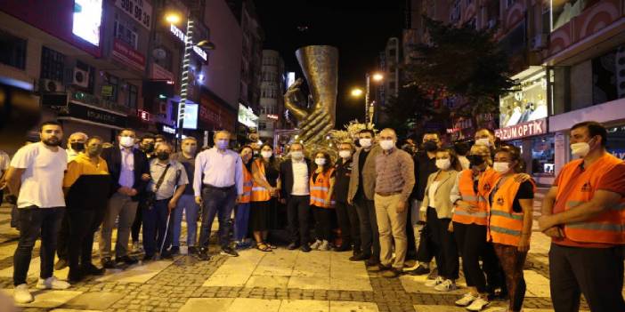 Marmara Depremi’nde hayatını kaybedenler Avcılar ve Kadıköy’de anıldı