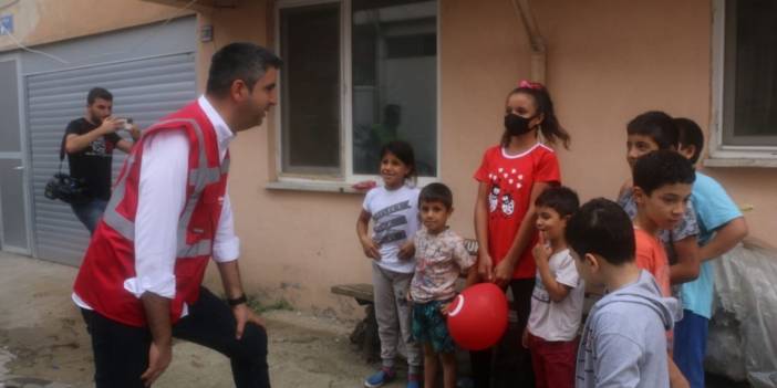 Kartal Belediye Başkanı Gökhan Yüksel, afet bölgesi Bozkurt’ta