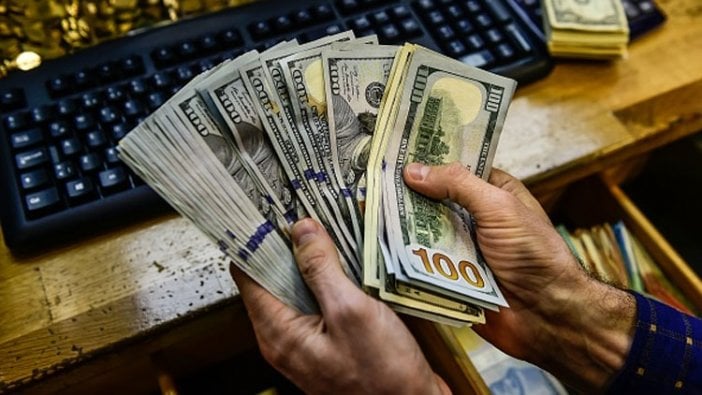 Dolar haftaya 3,94'ü aşarak başladı