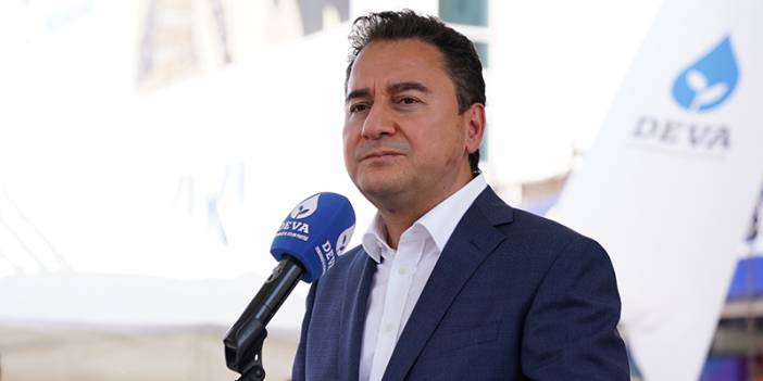 Babacan: Malum arkadaşlar Yüce Divan'a gitmemek için sağı solu tehdit ettiler