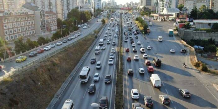 İstanbul'da trafik yoğunluğu yüzde 63'ü gördü