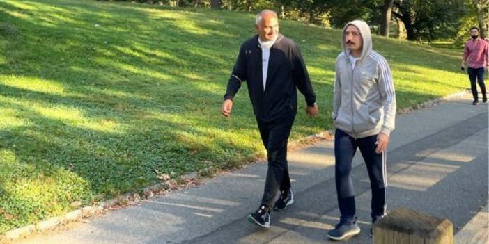 Bakan Ersoy ve Bakan Muş, Central Park’ta sabah yürüyüşü yaptı