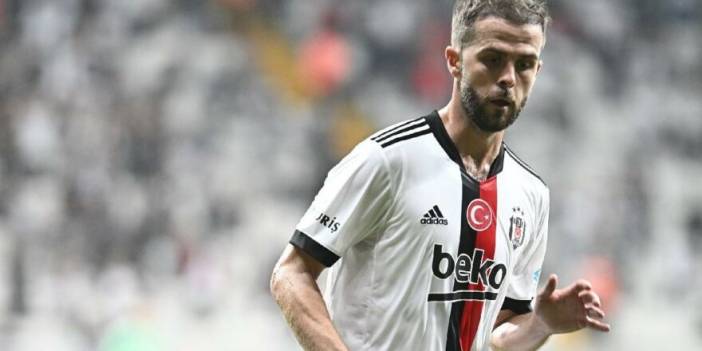 Beşiktaş'a Miralem Pjanic'ten kötü haber!