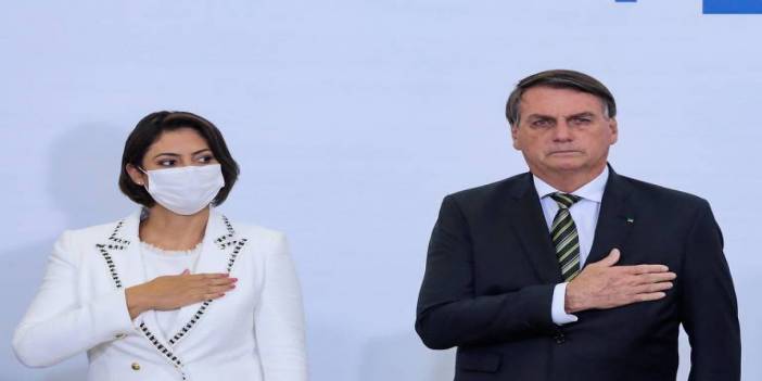 Bolsonaro'nun eşi, ABD'de koronavirüs aşısı oldu