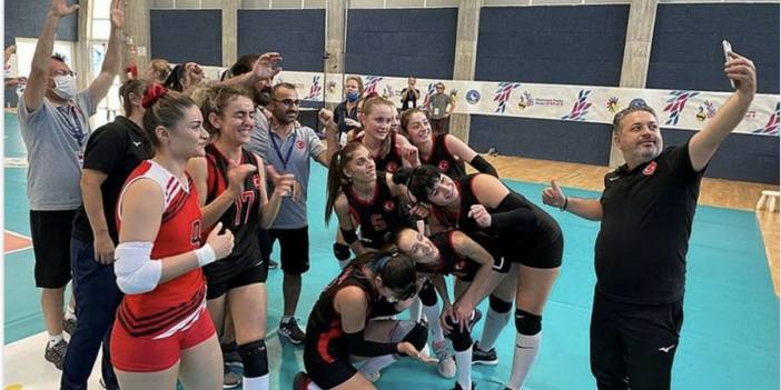 İşitme Engelliler Kadın Voleybol Milli Takımı dünya şampiyonu oldu