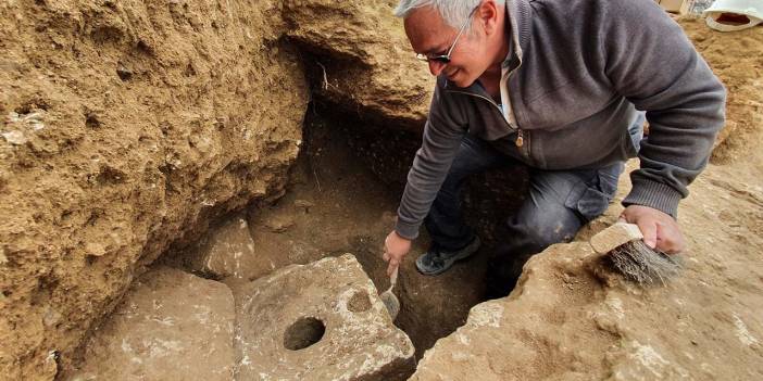 2 bin 700 yıllık lüks tuvalet bulundu