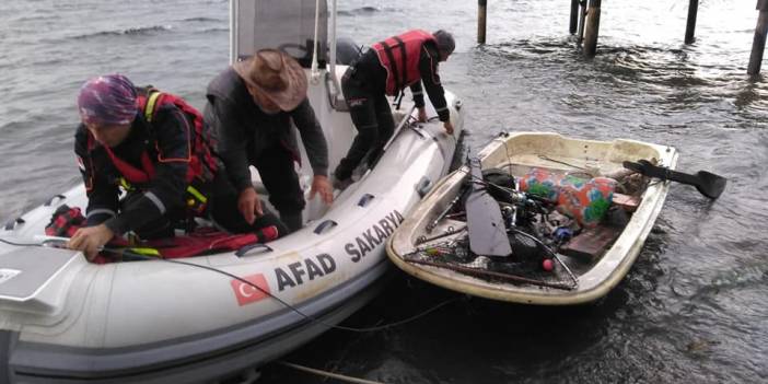 Balıkçı Sapanca Gölü'nde mahsur kaldı: AFAD kurtardı