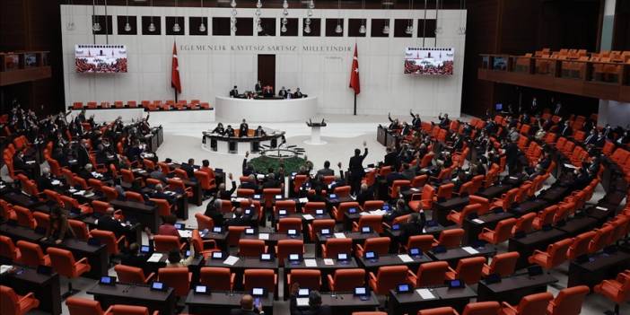 Meclis'ten 71 yılda 76 yurt dışına asker gönderme tezkeresine izin