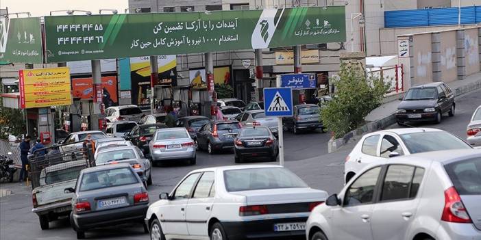 İran benzin sistemine siber saldırıda ABD ve İsrail'i suçladı