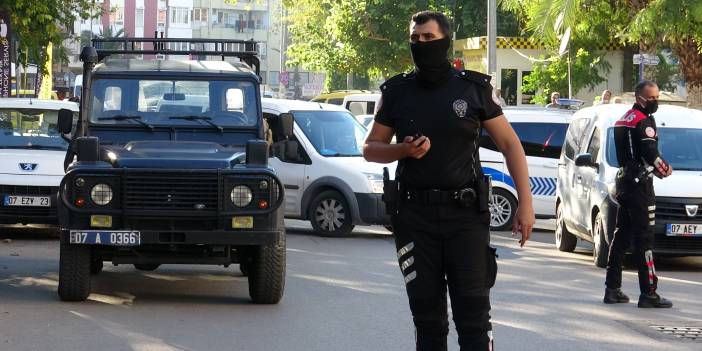 'Sevgilimi öldürdüm, polisi arayın' dedikten sonra intihara kalkıştı