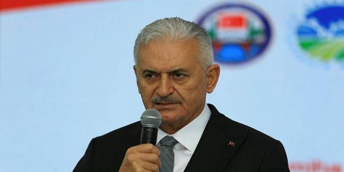 Binali Yıldırım: Fildişi kulelerden aşağı bakarak çözüm üretemeyiz