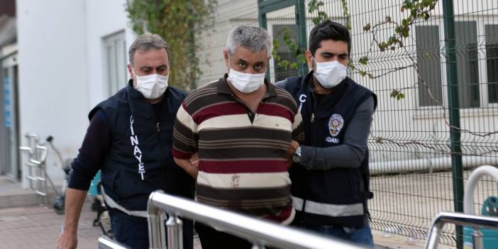 Babasını satırla öldürdü; ‘Oyun oynuyorduk’ dedi