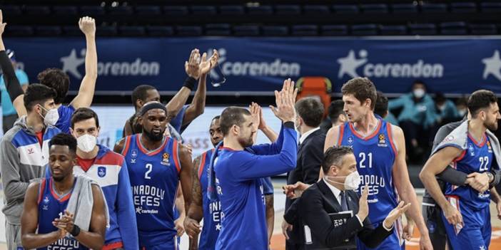 Anadolu Efes'in konuğu Olympiakos