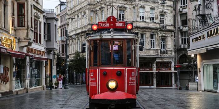 Türkiye'de yaşayan İngilizler uyardı: "İstanbul'da yaşıyorsanız araba almayın"