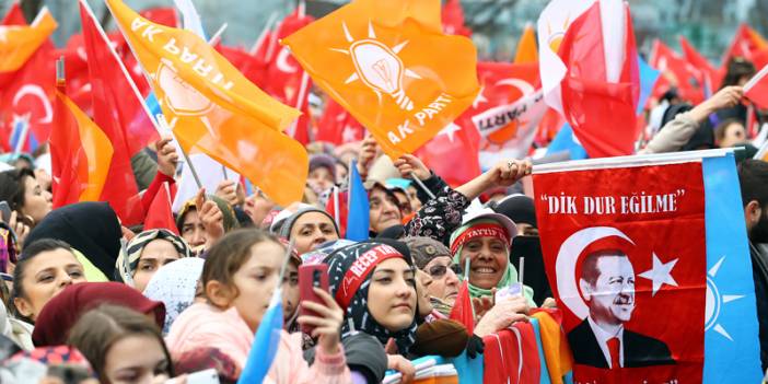 AKP'den 'taarruz' kararı: Savunma hattından çıkacak, taarruz hatlarına geçeceğiz